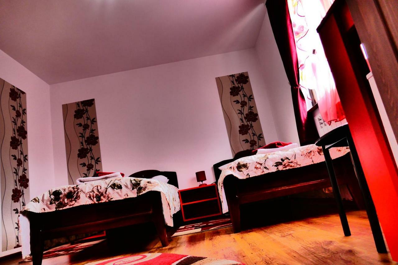 Pensiunea Roua Florilor Hotel Anina Buitenkant foto