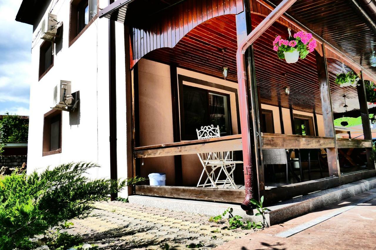Pensiunea Roua Florilor Hotel Anina Buitenkant foto